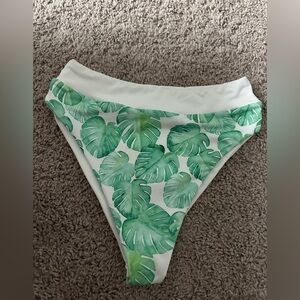 Akosha Exotica High Waisted Bikini Bottom – Monstera Leaf Print – Size Medium